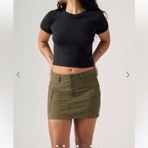 Levi's Green 94 Cargo Cotton Mini Skirt size 8